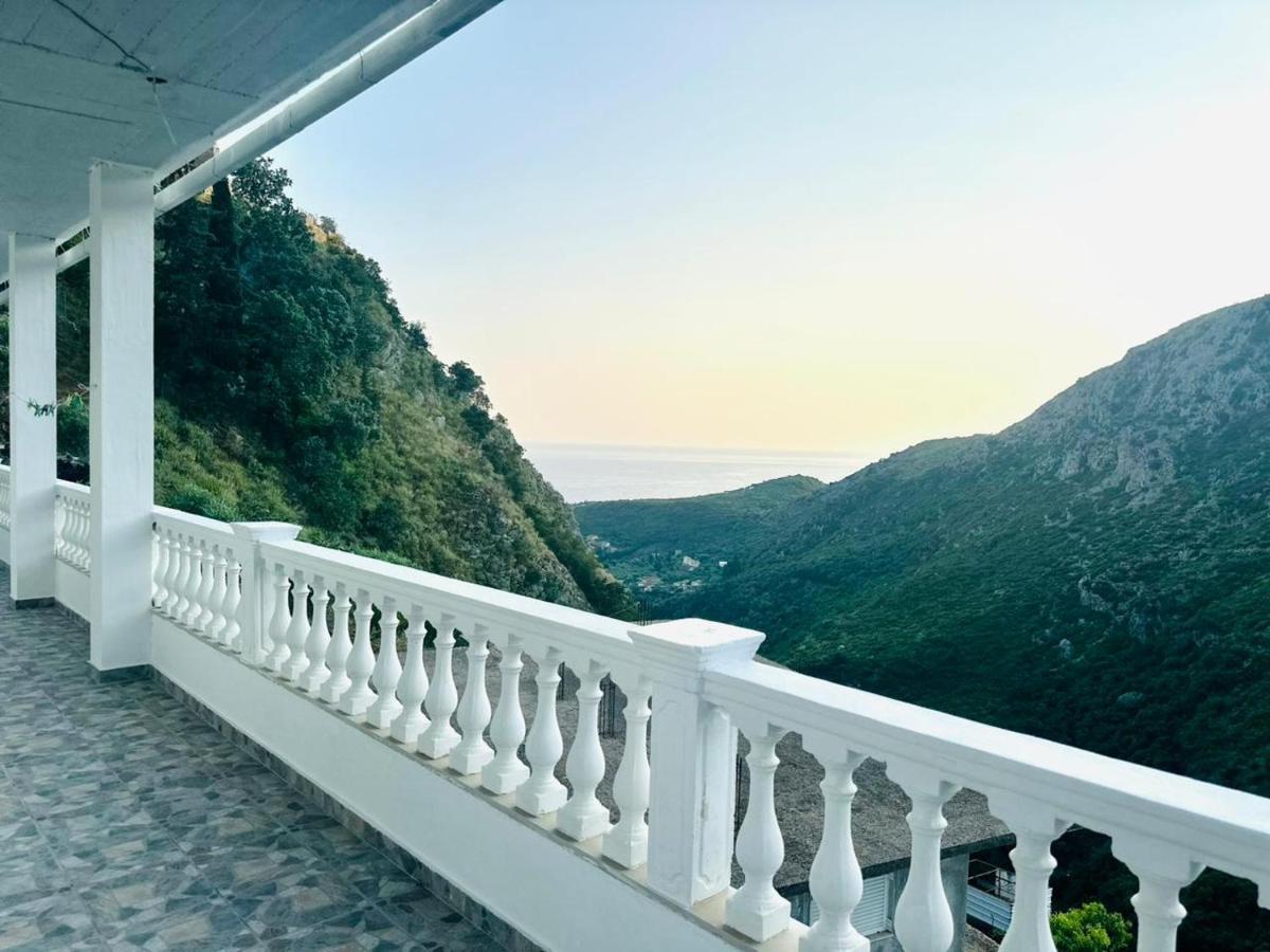 Sweet Home Himare Esterno foto